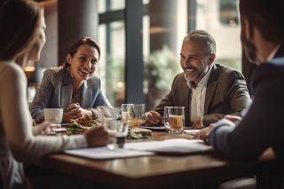 Foto: Zusammentreffen im Restaurant